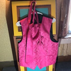 Four piece vest set brand new